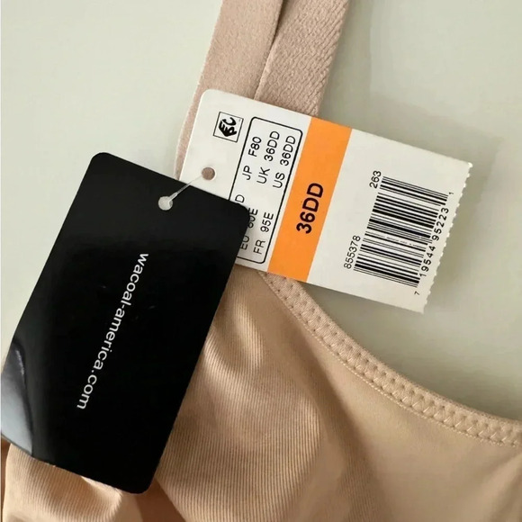 Wacoal Comfortable Cool Underwire Bra size 36 DD Color Sand - Picture 10 of 12